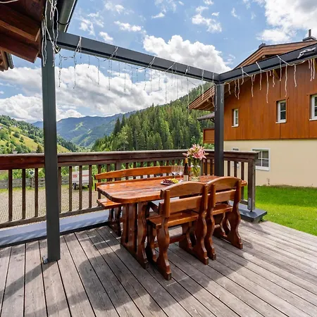 Susanna Chalet